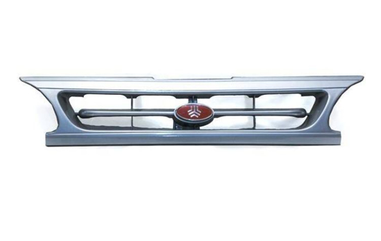 تصویر از جلو پنجره پراید نقره ای