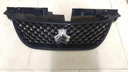 تصویر از جلو پنجره کوئیک S