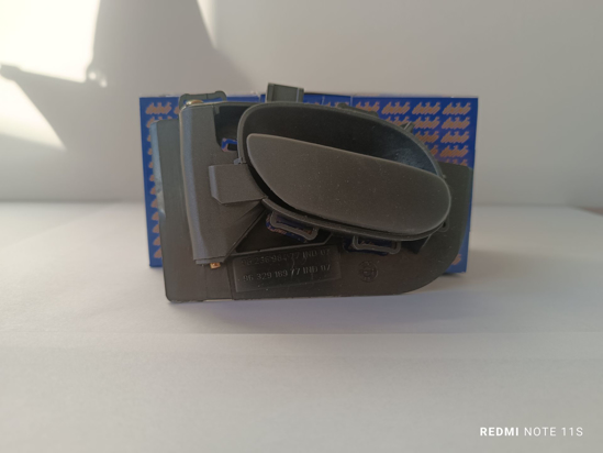 تصویر از دستگیره داخلی 206 بی نی سی راست