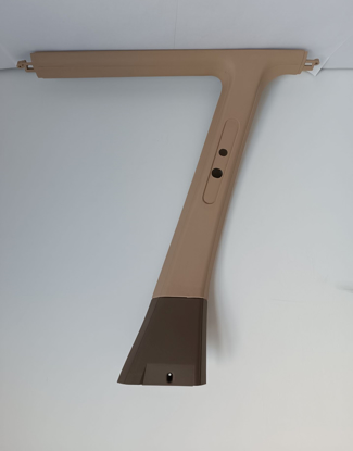 تصویر از قاب روکش بالای ستون وسط 405 و پارس بژ روشن فرنام L