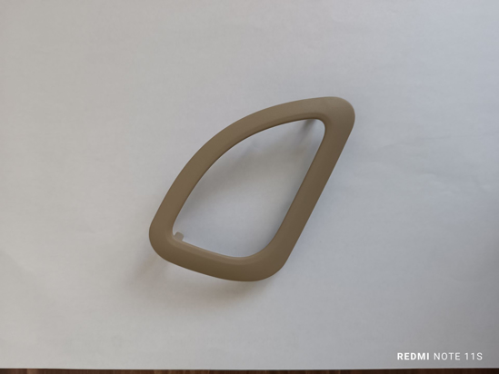 تصویر از قاب دستگیره داخلی درب پارس بژ مانترال فرنام راست