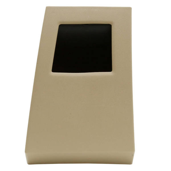 تصویر از درب جعبه فیوز پارس بژ روشن فرنام