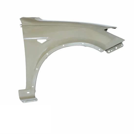 تصویر از گلگیر جلو ساینا بی نی سی راست